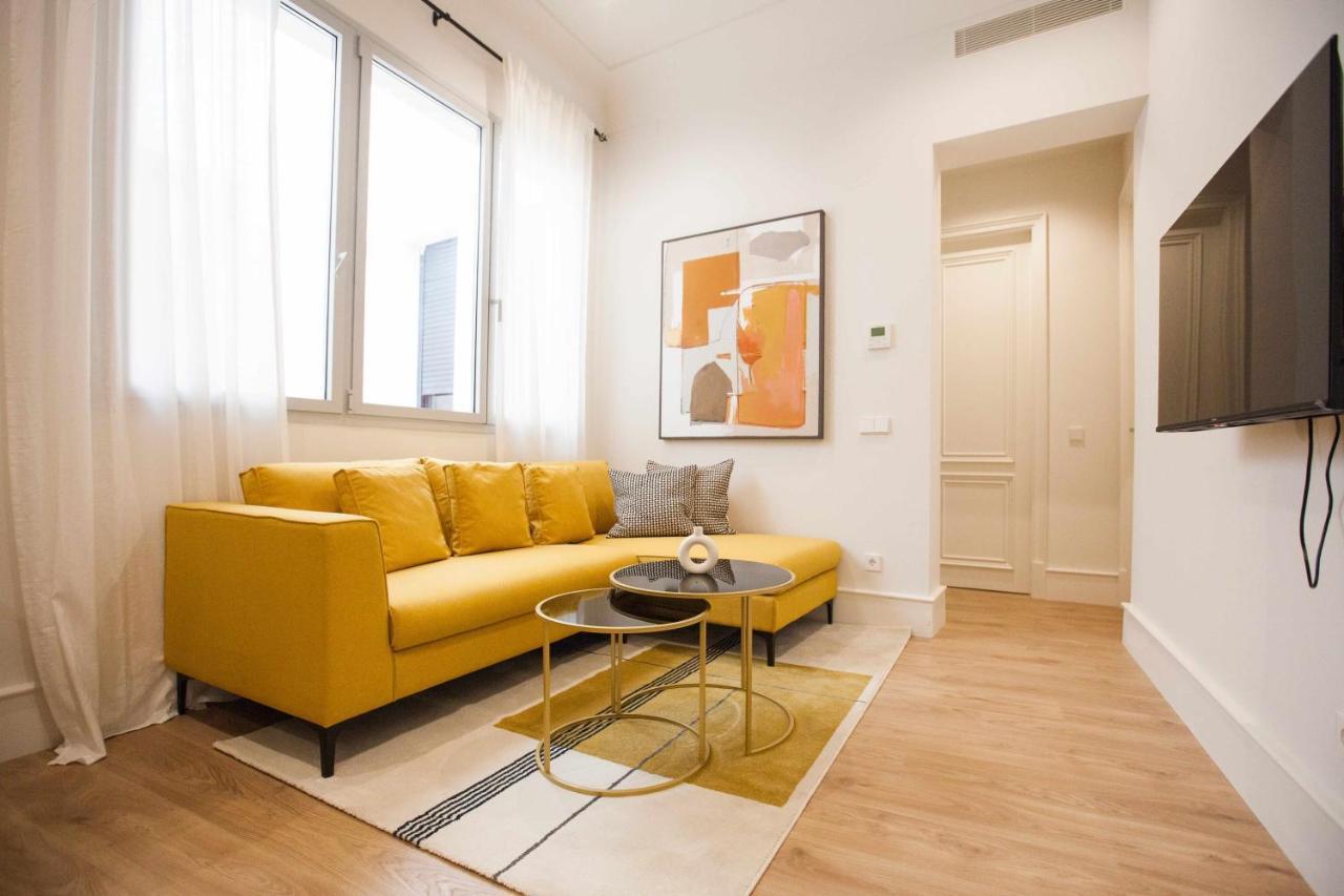 Isg Apartments Cedaceros 12 Sevilla Buitenkant foto
